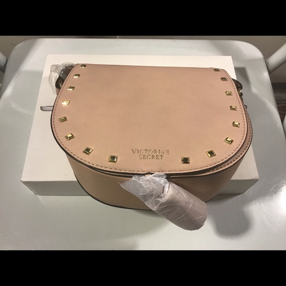 Victoria's Secret Handbags - NWT beautiful Victoria’s Secret tote handbag.